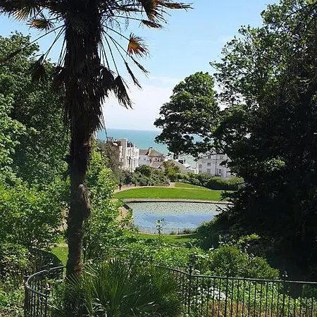 Beautiful Garden Apartment In Leafy St Leonards 5 Mins To Beach Exterior photo